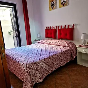 Casa Vacanza I Mori Appartamento Capo dʼOrlando